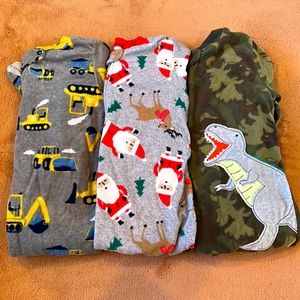 Lot of 3 18M Footed Fleece Carters Pajamas